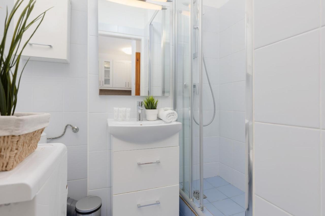 Studio Warsaw Downtown By Noclegi Renters Eksteriør billede